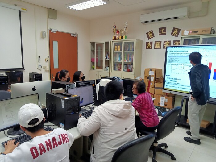 數位工具與方法的人文應用